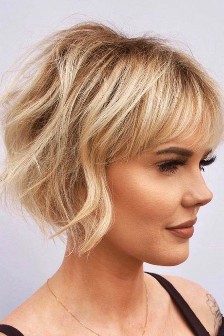 2021 short hairstyles with bangs