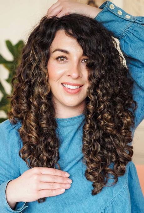 Best cuts for curly hair 2021 best-cuts-for-curly-hair-2021-20_9