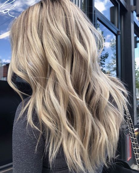 Blonde hairstyles 2021 blonde-hairstyles-2021-99_16