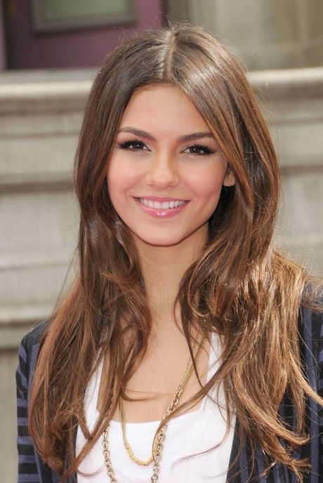Cute celebrity hairstyles 2021