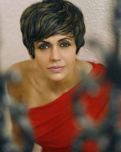 Fashionable short hairstyles for women 2021 fashionable-short-hairstyles-for-women-2021-77_4