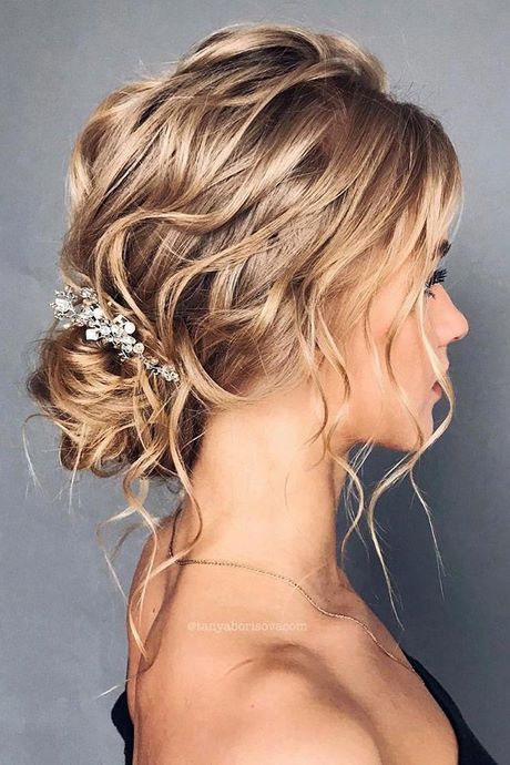Hairstyles for brides 2021 hairstyles-for-brides-2021-29_5