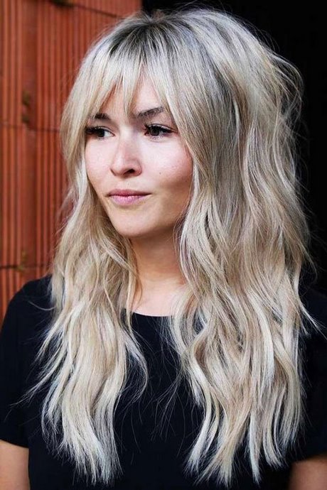 Hairstyles for long hair with bangs 2021 hairstyles-for-long-hair-with-bangs-2021-01