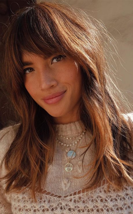Hairstyles with long bangs 2021 hairstyles-with-long-bangs-2021-28_3