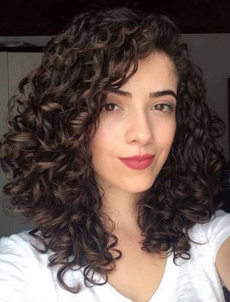 Latest curly hairstyles 2021 latest-curly-hairstyles-2021-18_7