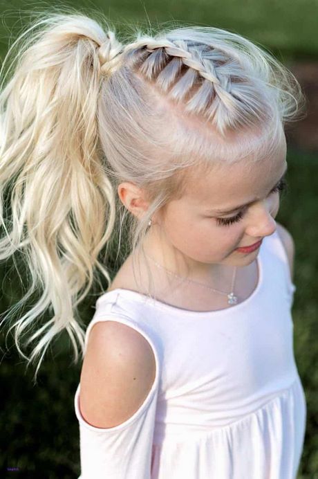 New hairstyles 2021 for girls easy new-hairstyles-2021-for-girls-easy-26_17