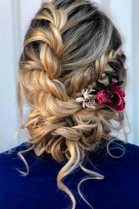 Prom braided hairstyles 2021