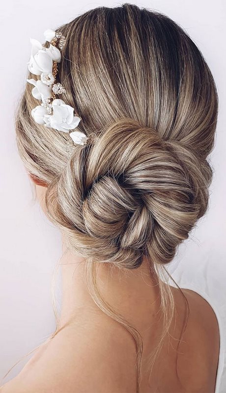 Prom updo hairstyles 2021 prom-updo-hairstyles-2021-11_7