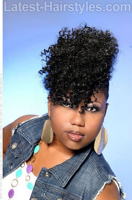 Short curly weave hairstyles 2021 short-curly-weave-hairstyles-2021-62_15