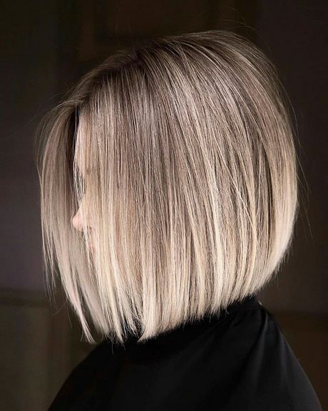 Short hairstyle trends 2021