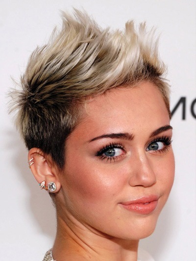 Top short hairstyles for women 2021 top-short-hairstyles-for-women-2021-14_10