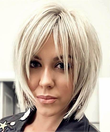 Trendy short haircuts for 2021 trendy-short-haircuts-for-2021-50