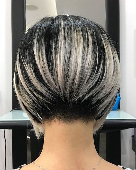 Trendy short haircuts for 2021 trendy-short-haircuts-for-2021-50_3