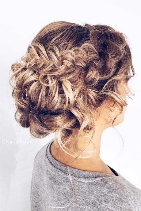 Updo hairstyles for prom 2021