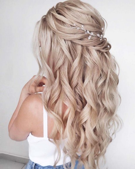 Wedding hairstyles for long hair 2021 wedding-hairstyles-for-long-hair-2021-32_14