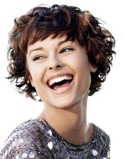 Short naturally curly hairstyles 2016 short-naturally-curly-hairstyles-2016-21_17
