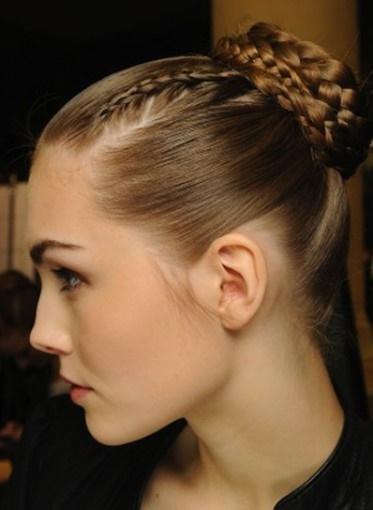 Beautiful updos for long hair beautiful-updos-for-long-hair-86_13