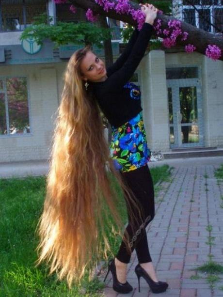 Really long hairstyles really-long-hairstyles-75_11