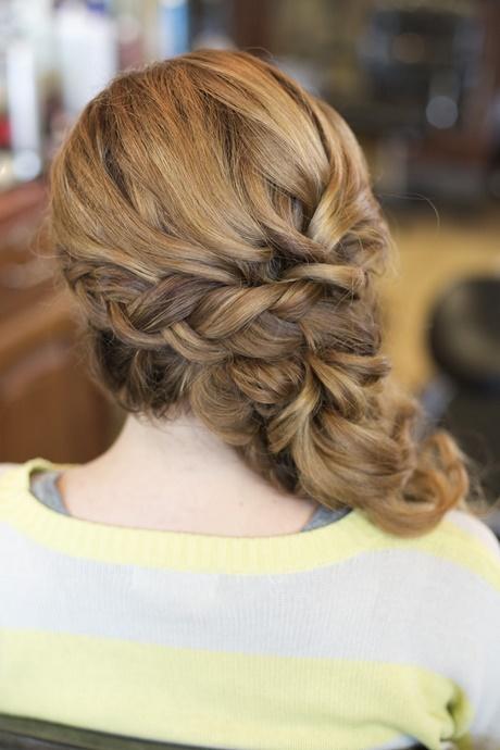 Updo hairstyles for thick hair updo-hairstyles-for-thick-hair-24_12