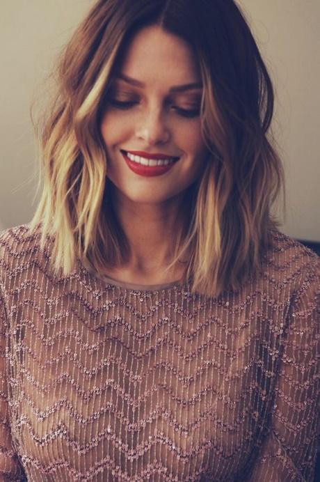 Ways to style shoulder length hair ways-to-style-shoulder-length-hair-30_17