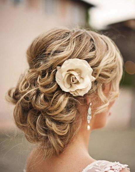 Beautiful bridesmaid hairstyles beautiful-bridesmaid-hairstyles-53_10