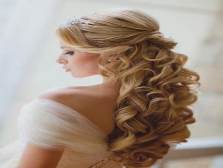 Beautiful bridesmaid hairstyles beautiful-bridesmaid-hairstyles-53_17