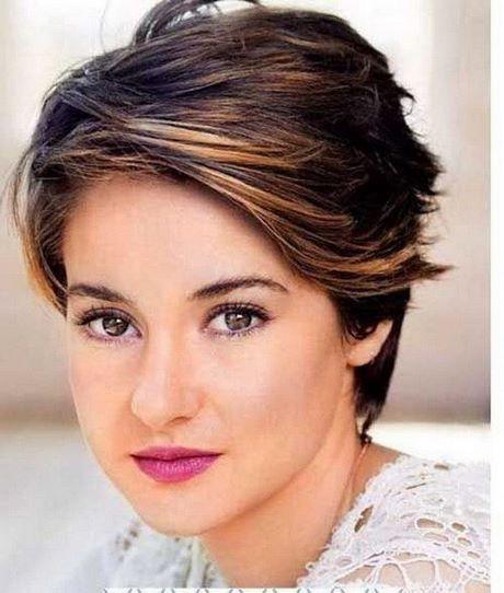 Beautiful short haircuts for round faces beautiful-short-haircuts-for-round-faces-94_4