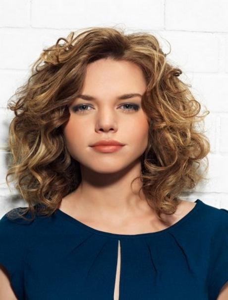 Best haircut for round face wavy hair best-haircut-for-round-face-wavy-hair-58_2