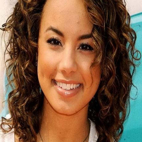Best haircut for wavy hair and round face best-haircut-for-wavy-hair-and-round-face-36_9