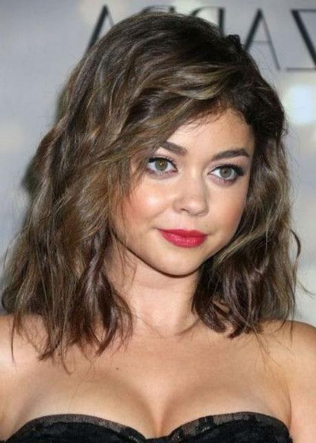 Best hairstyle for wavy hair and round face best-hairstyle-for-wavy-hair-and-round-face-14_15