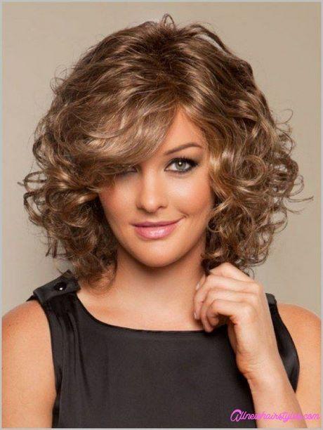Best hairstyle for wavy hair and round face best-hairstyle-for-wavy-hair-and-round-face-14_8