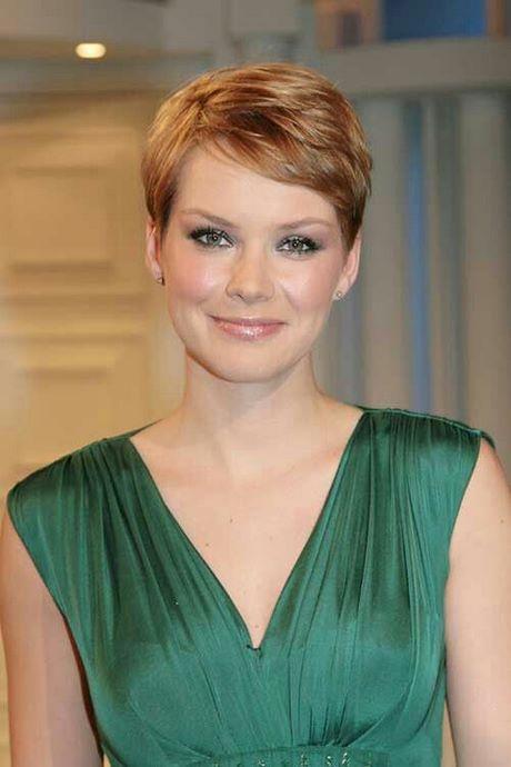 Best short cuts for round faces best-short-cuts-for-round-faces-45_2