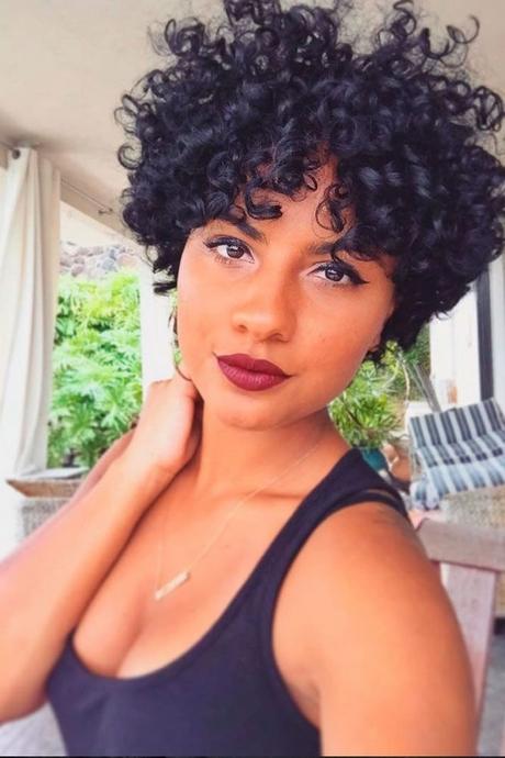 Best short haircuts for curly hair 2018 best-short-haircuts-for-curly-hair-2018-51_14