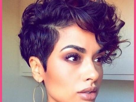 Best short hairstyles for round faces 2018 best-short-hairstyles-for-round-faces-2018-89_15