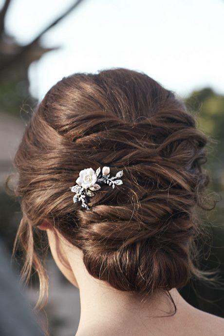 Bridal hair pin ups styles bridal-hair-pin-ups-styles-09_19