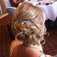 Bridesmaid pin up hairstyles bridesmaid-pin-up-hairstyles-47_15