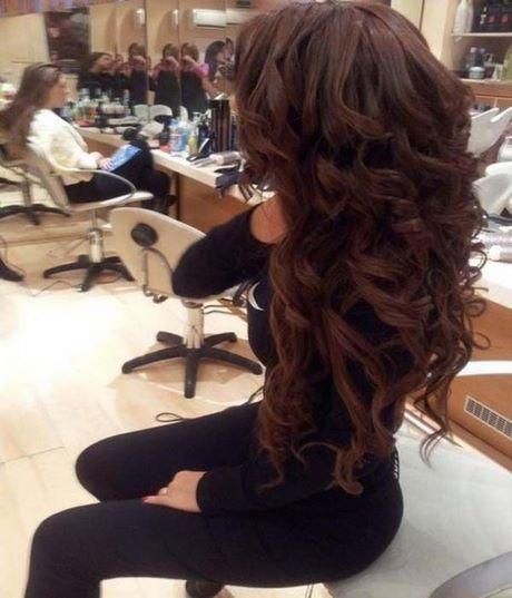 Curly hairstyles for prom long hair curly-hairstyles-for-prom-long-hair-40_5