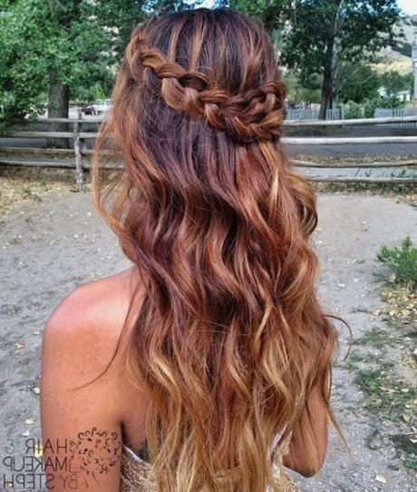 Cute curly hairstyles for homecoming cute-curly-hairstyles-for-homecoming-33_8