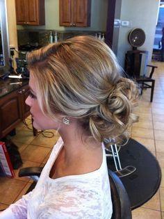 Cute prom updos for long hair cute-prom-updos-for-long-hair-12_2