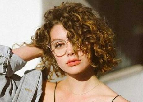 Different hair cutting styles for curly hair different-hair-cutting-styles-for-curly-hair-76_6