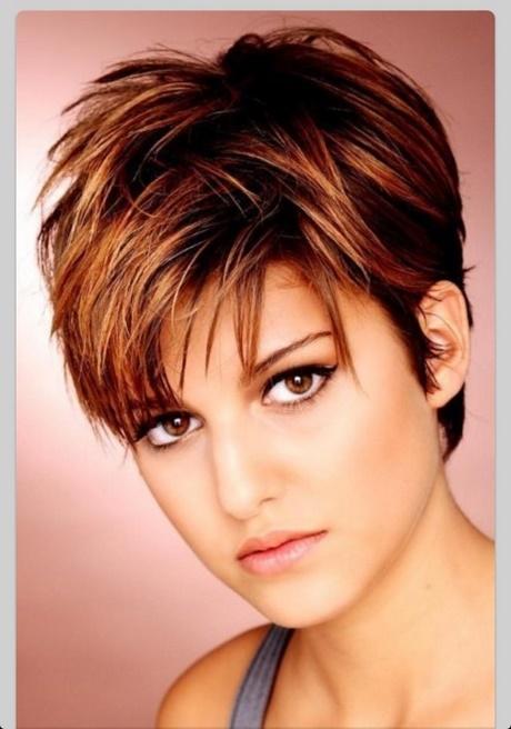 Different short hairstyles for round face different-short-hairstyles-for-round-face-13_6