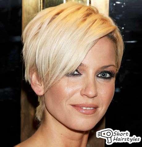 Easy to style haircuts for fine hair easy-to-style-haircuts-for-fine-hair-02_18