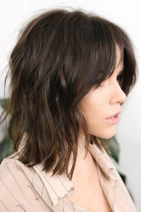 Flattering short haircuts for round faces flattering-short-haircuts-for-round-faces-71_18
