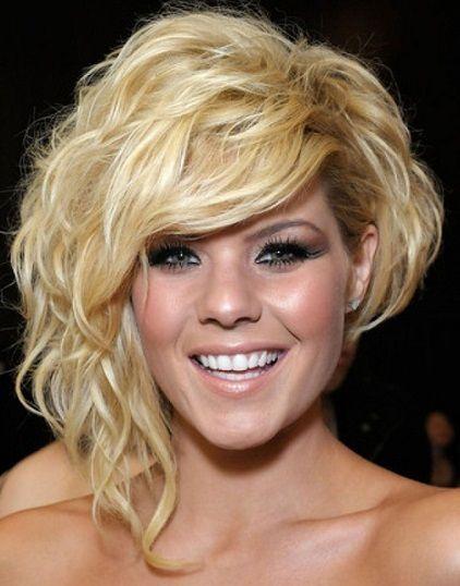 Fun hairstyles for curly hair fun-hairstyles-for-curly-hair-24_19