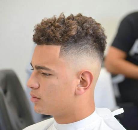 Great haircuts for curly hair great-haircuts-for-curly-hair-06_6