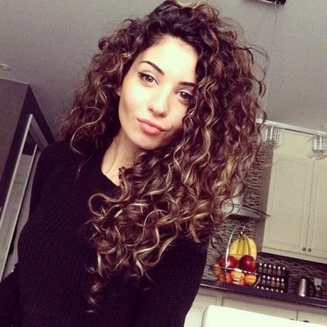 Haircut styles for curly frizzy hair haircut-styles-for-curly-frizzy-hair-75_10