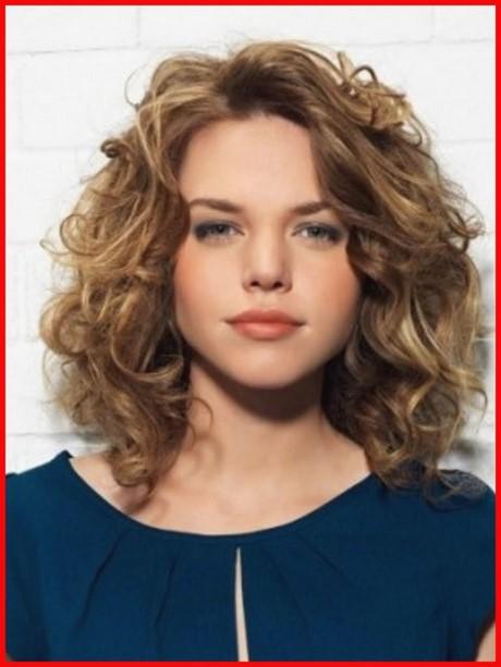 Haircut styles for curly frizzy hair haircut-styles-for-curly-frizzy-hair-75_14