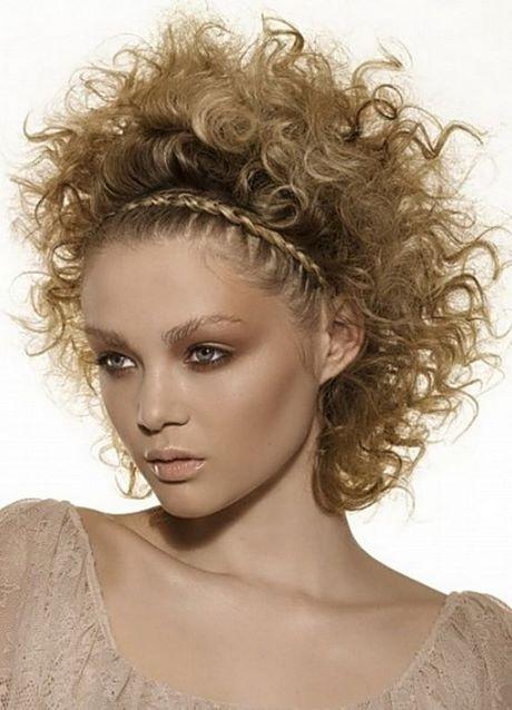 Haircuts for super curly hair haircuts-for-super-curly-hair-47_10