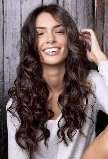 Hairstyle ideas for long curly hair hairstyle-ideas-for-long-curly-hair-61_16