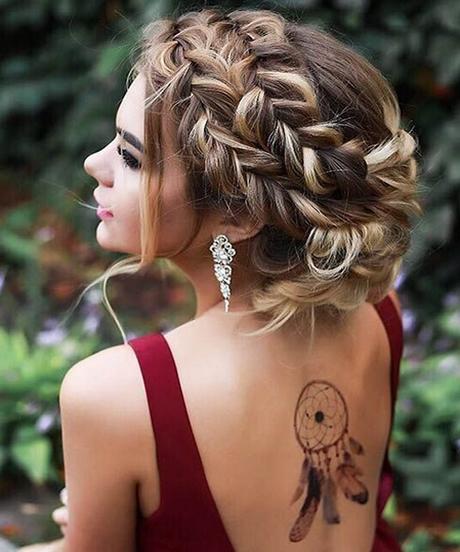 Hairstyles for long hair prom 2018 hairstyles-for-long-hair-prom-2018-55_9